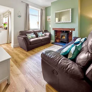 Number Five Holiday home